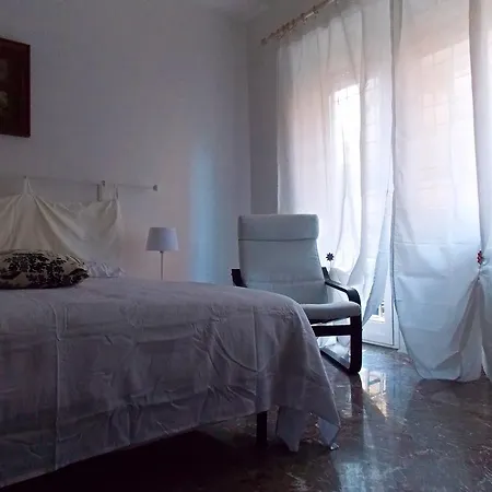 Flaneur Bed & Book Gasthof Rom